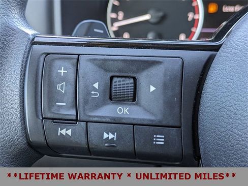 Used 2023 Nissan Rogue SV image 26