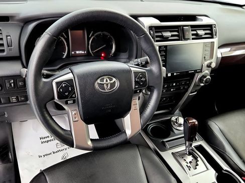Used 2022 Toyota 4Runner Limited AWD/4WD image 10