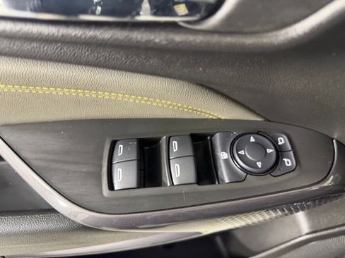 Used 2024 Chevrolet Trax ACTIV FWD image 18