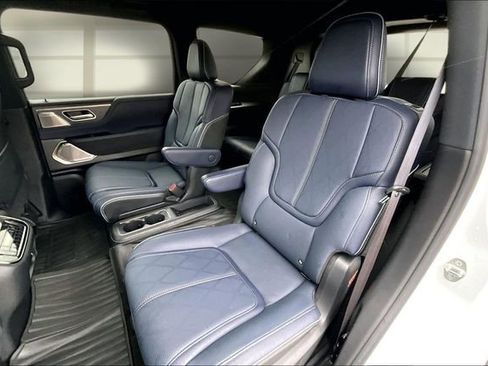 Certified 2026 INFINITI QX80 4WD image 26