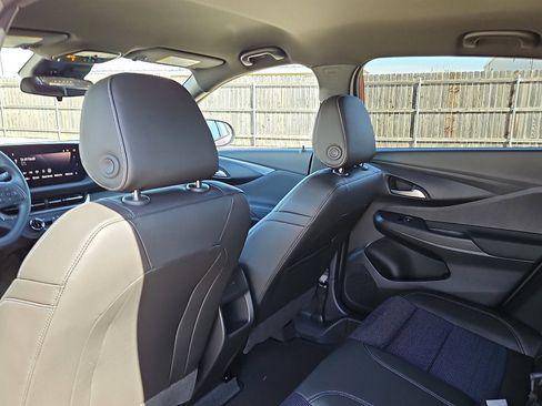 New 2026 Buick Envista Preferred image 9