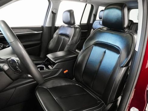 Used 2023 Jeep Grand Cherokee 4WD 4xe image 11