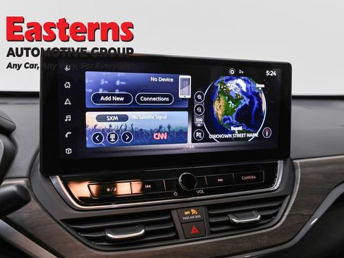 Used 2023 Nissan Altima 2.5 SV w/ SV Premium Package FWD image 19