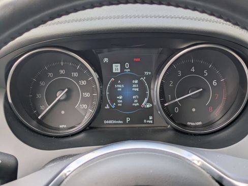 Used 2020 Jaguar E-PACE SE image 10