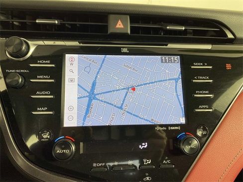 Used 2020 Toyota Camry XSE image 22