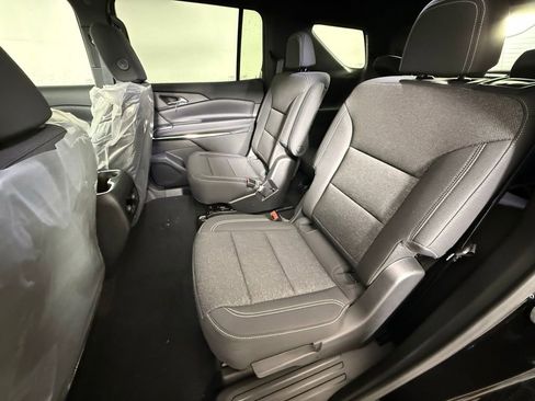 New 2026 Chevrolet Traverse LT FWD image 10