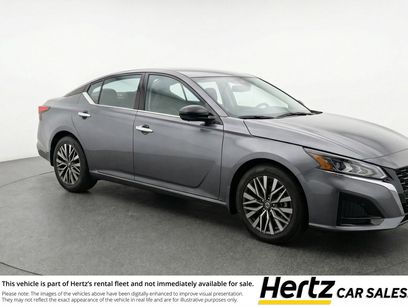 Used 2025 Nissan Altima 2.5 SV