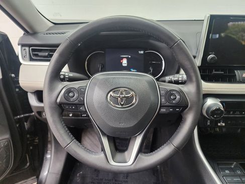 Used 2024 Toyota RAV4 XLE w/ Convenience Package AWD/4WD image 14