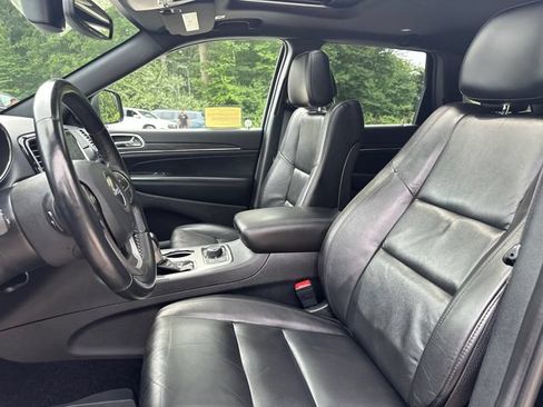 Used 2022 Jeep Grand Cherokee Limited AWD/4WD image 38