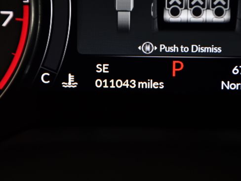 Certified 2025 Acura RDX SH-AWD image 17