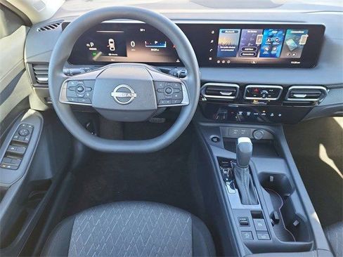 New 2026 Nissan Sentra SV image 9