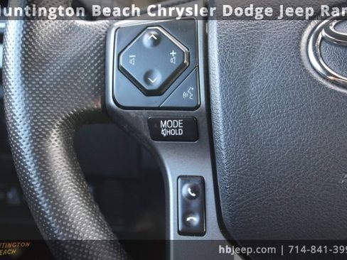 Used 2023 Toyota Tacoma TRD Off-Road image 15