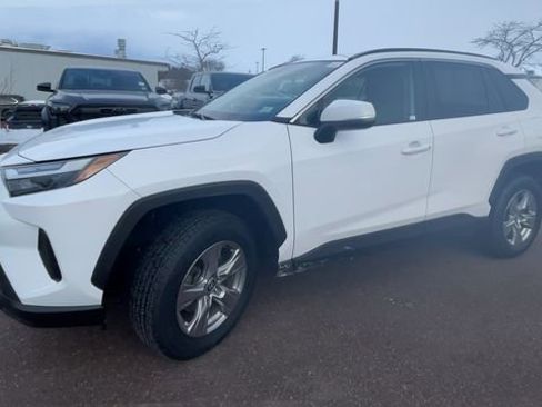 Certified 2022 Toyota RAV4 XLE w/ Convenience Package image 6