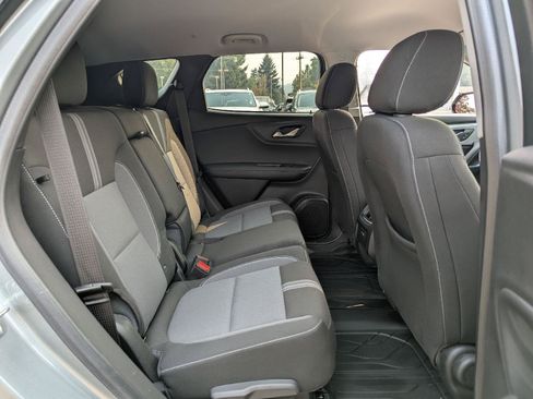 Used 2024 Chevrolet Blazer LT w/ Convenience Package FWD image 36