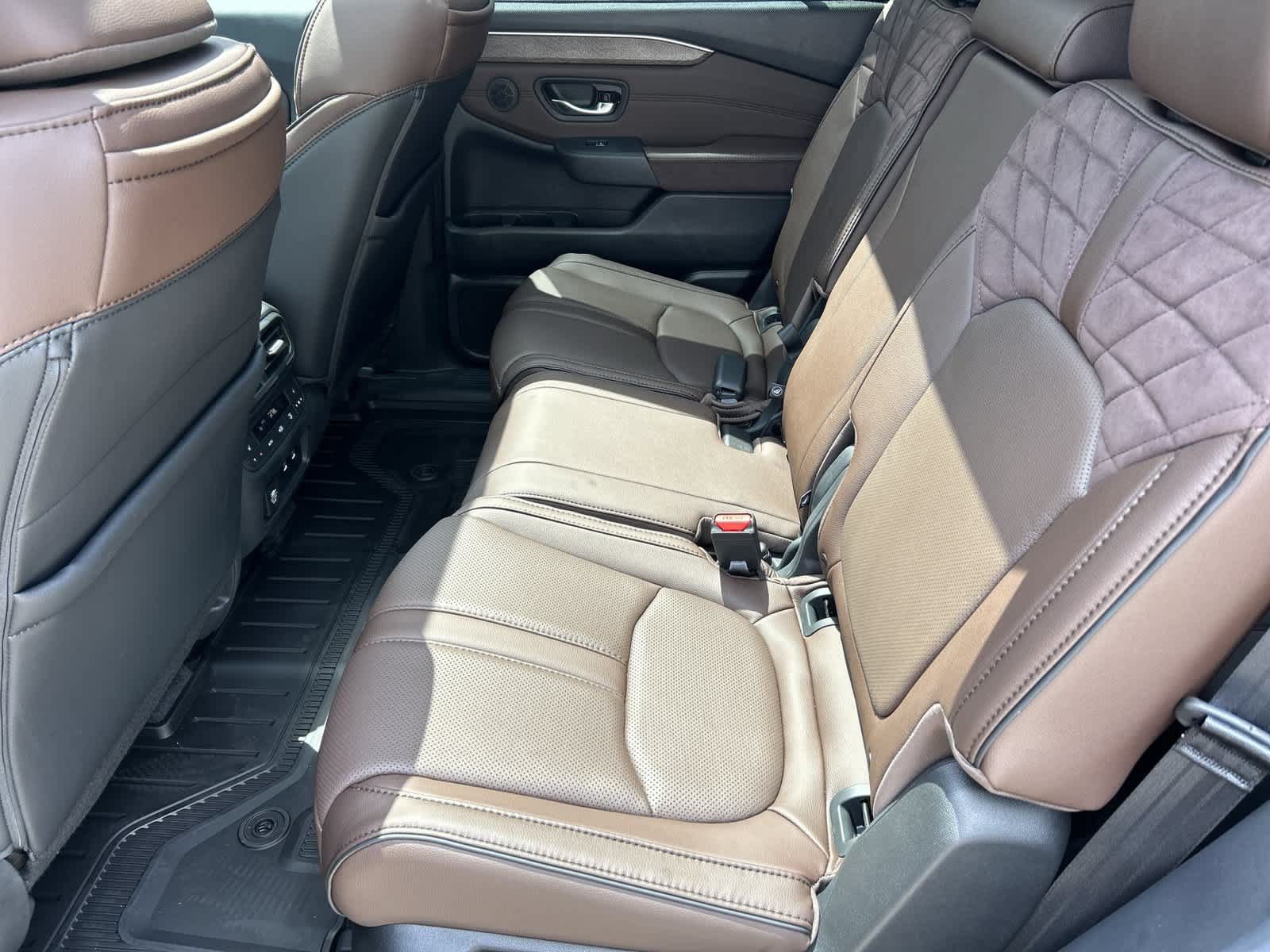 New 2026 Honda Pilot Elite image 10