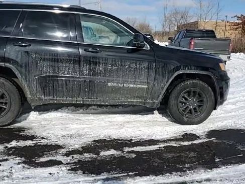 Used 2018 Jeep Grand Cherokee Laredo image 9