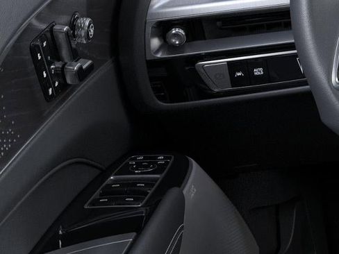 New 2026 Cadillac Lyriq V AWD/4WD image 22