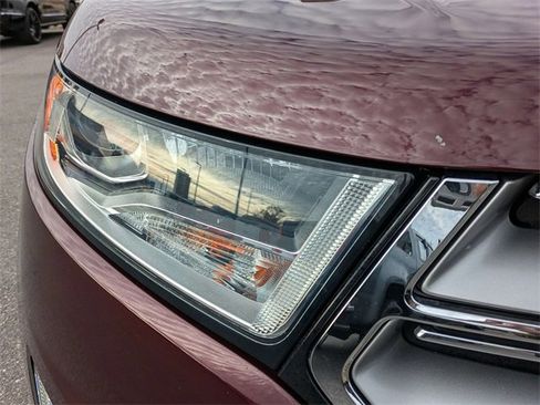 Certified 2017 Ford Edge Titanium w/ Technology Package image 10