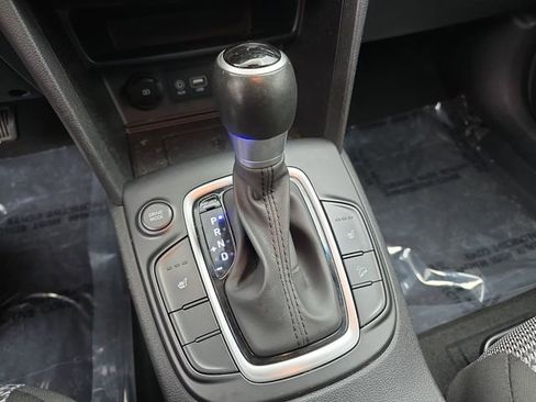 Used 2020 Hyundai Kona SEL Plus FWD image 38