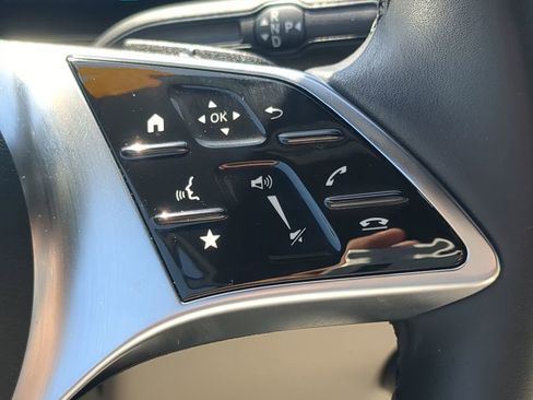 Certified 2025 Mercedes-Benz GLA 250 image 13