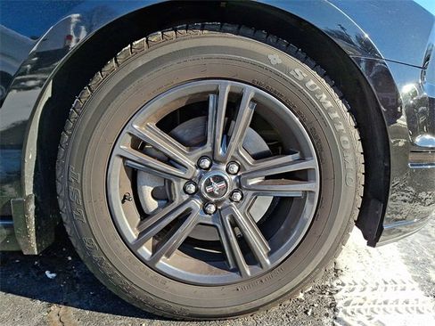 Used 2014 Ford Mustang V6 image 8