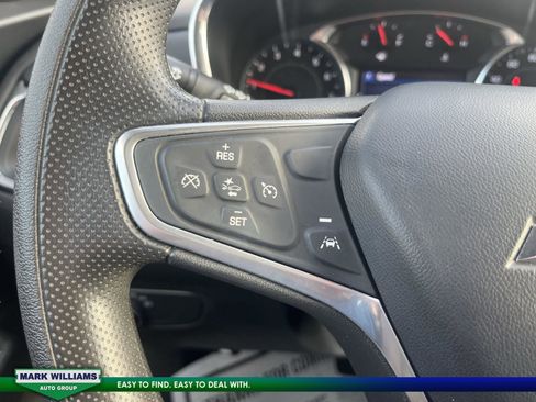 Used 2023 Chevrolet Equinox LT w/ LPO, Floor Liner Package image 16