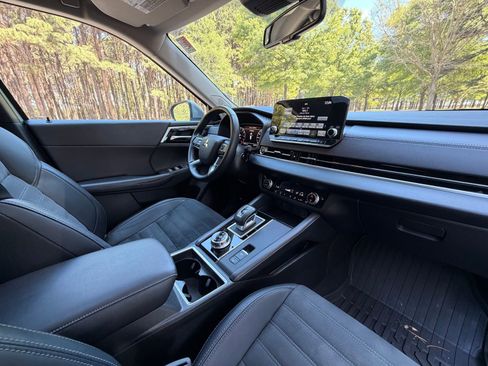 Used 2024 Mitsubishi Outlander SE AWD/4WD image 21