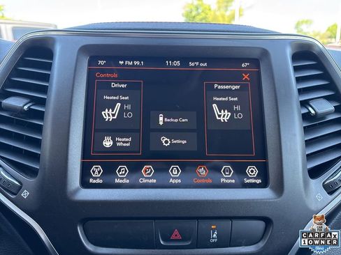 Used 2022 Jeep Cherokee Trailhawk w/ Comfort/Convenience Group AWD/4WD image 4