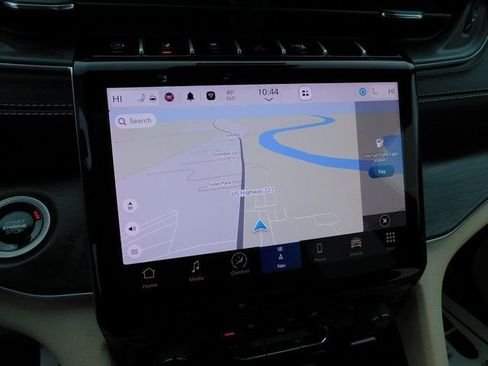 Used 2024 Jeep Grand Cherokee L Limited w/ Luxury Tech Group II image 39