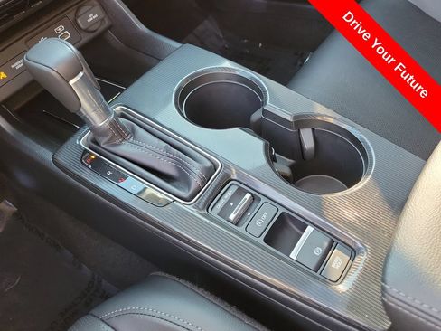 Used 2024 Honda Civic Touring image 14