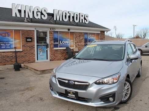 Used 2017 Subaru Impreza 2.0i Premium image 1