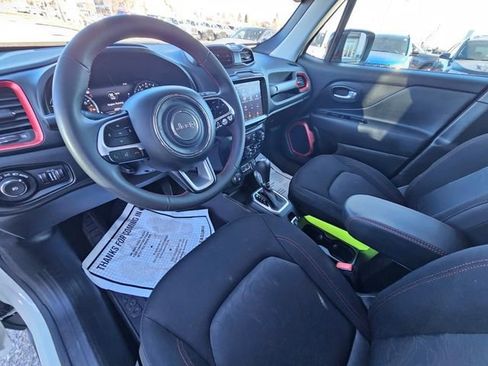 Used 2023 Jeep Renegade Trailhawk image 14