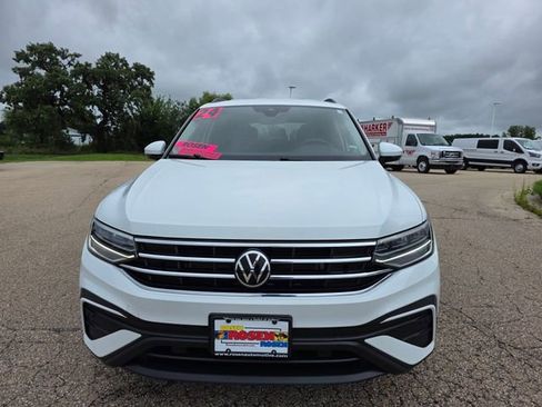 Used 2024 Volkswagen Tiguan S image 3