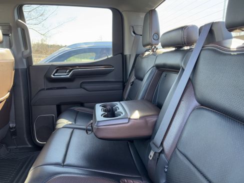 Used 2023 GMC Sierra 1500 Elevation w/ X31 Off-Road Package image 33