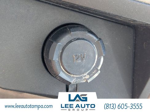 Used 2012 Ford F350 XLT w/ XLT Interior Pkg AWD/4WD image 21