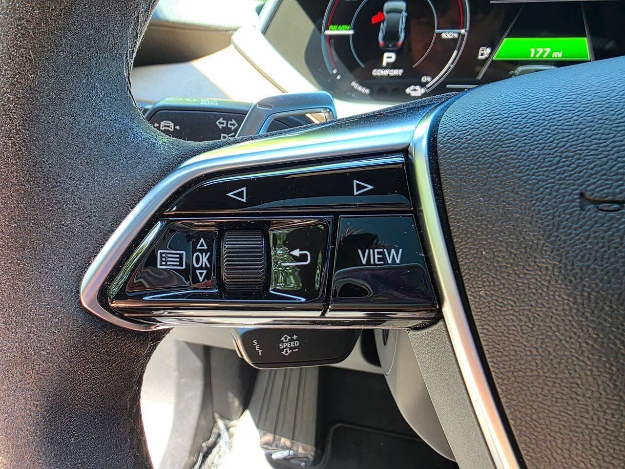 Used 2022 Audi e-tron GT Premium Plus AWD/4WD image 20