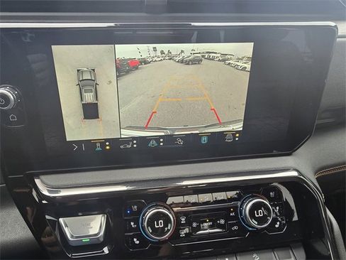 Used 2023 GMC Sierra 1500 AT4 w/ AT4 Premium Package image 24