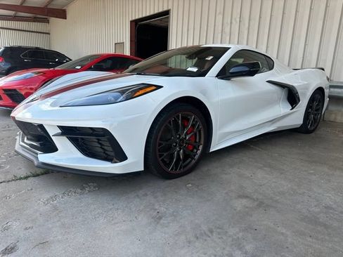 Used 2023 Chevrolet Corvette Stingray Premium Cpe w/ Z51 Performance Package RWD image 14