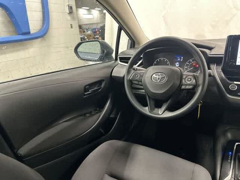 Used 2024 Toyota Corolla LE FWD image 12