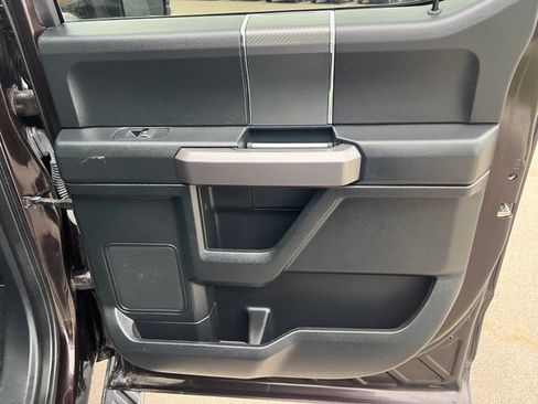 Used 2019 Ford F150 XLT w/ Equipment Group 302A Luxury AWD/4WD image 12