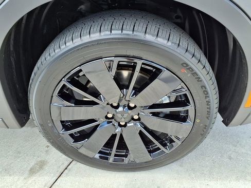 Used 2026 Mitsubishi Outlander LE FWD image 7