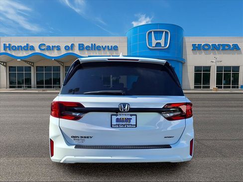 New 2026 Honda Odyssey Sport-L image 4