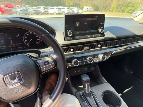 Used 2023 Honda Civic EX image 20