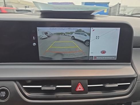 Certified 2024 Kia Seltos EX AWD/4WD image 18