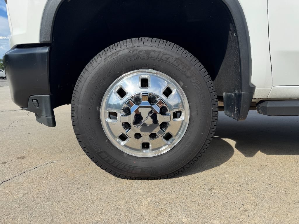 Used 2020 Chevrolet Silverado 3500 W/T w/ WT Convenience Package AWD/4WD image 9