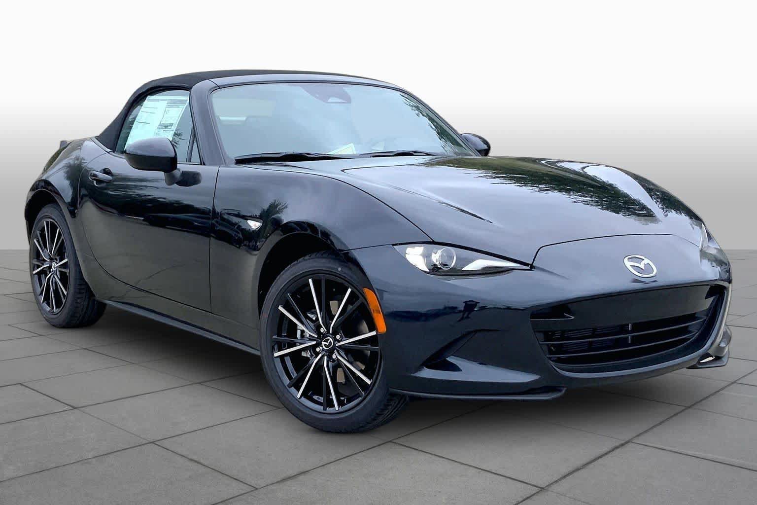 New 2026 MAZDA MX-5 Miata Grand Touring RWD image 2