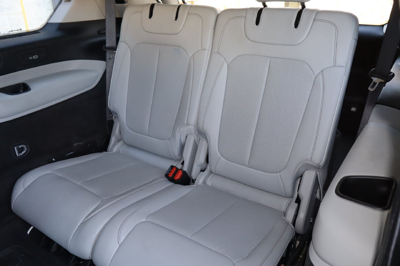 Used 2021 Jeep Grand Cherokee L Overland w/ Advanced Protech Group III AWD/4WD image 7