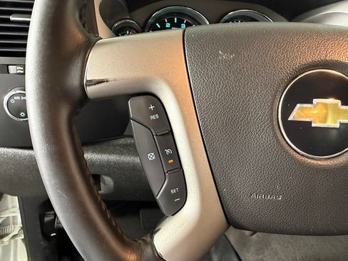 Used 2013 Chevrolet Silverado 2500 LT AWD/4WD image 23