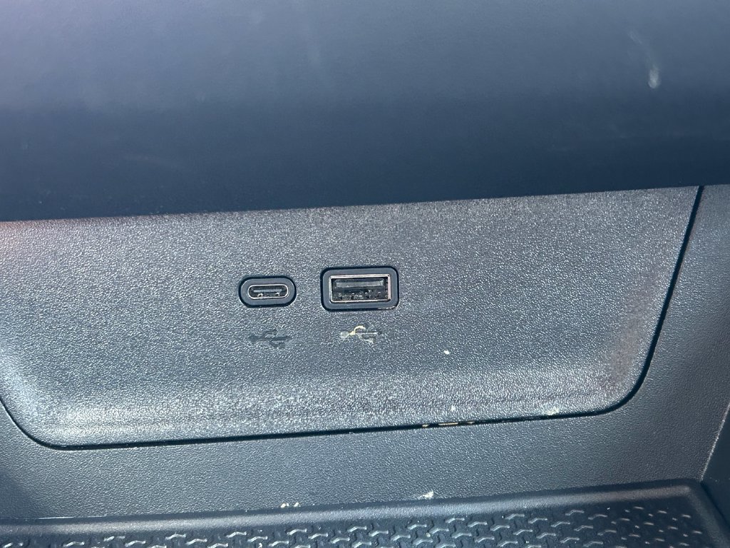 Used 2026 Chevrolet Equinox LT FWD image 25