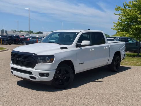 Used 2020 RAM 1500 Big Horn AWD/4WD image 1